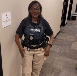 Meet your Posher, Loretta